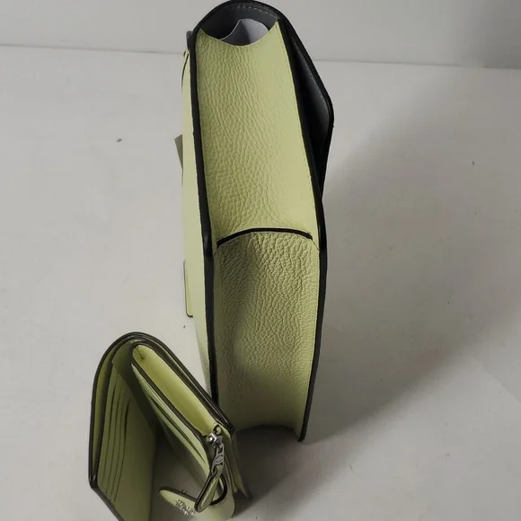Coach C9971 Turner Flap Pebble Leather + C0082 Medium Corner Zip Wallet Lime